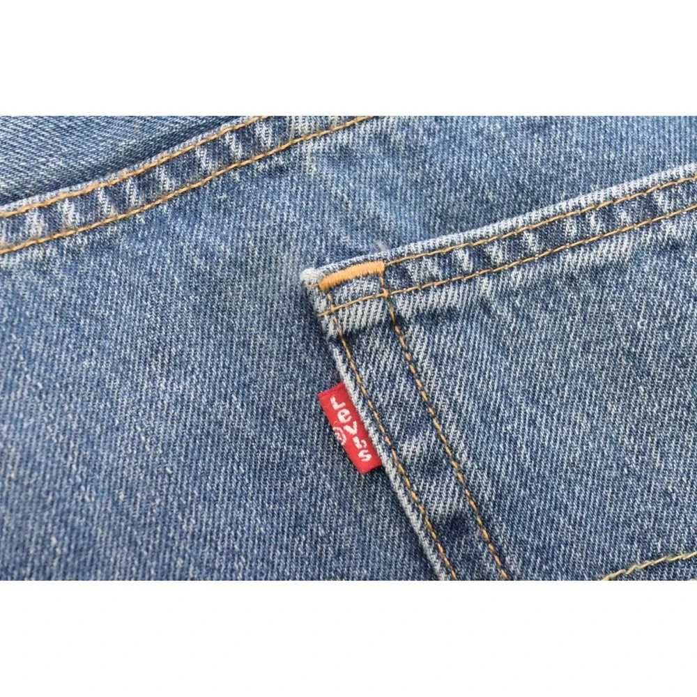 Levis levi 550